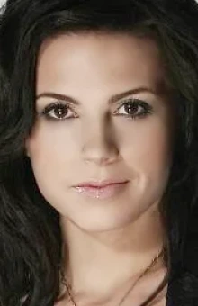 Леа Кейрнс