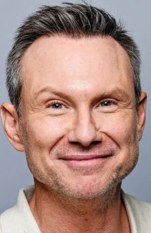 Кристиан Слэйтер